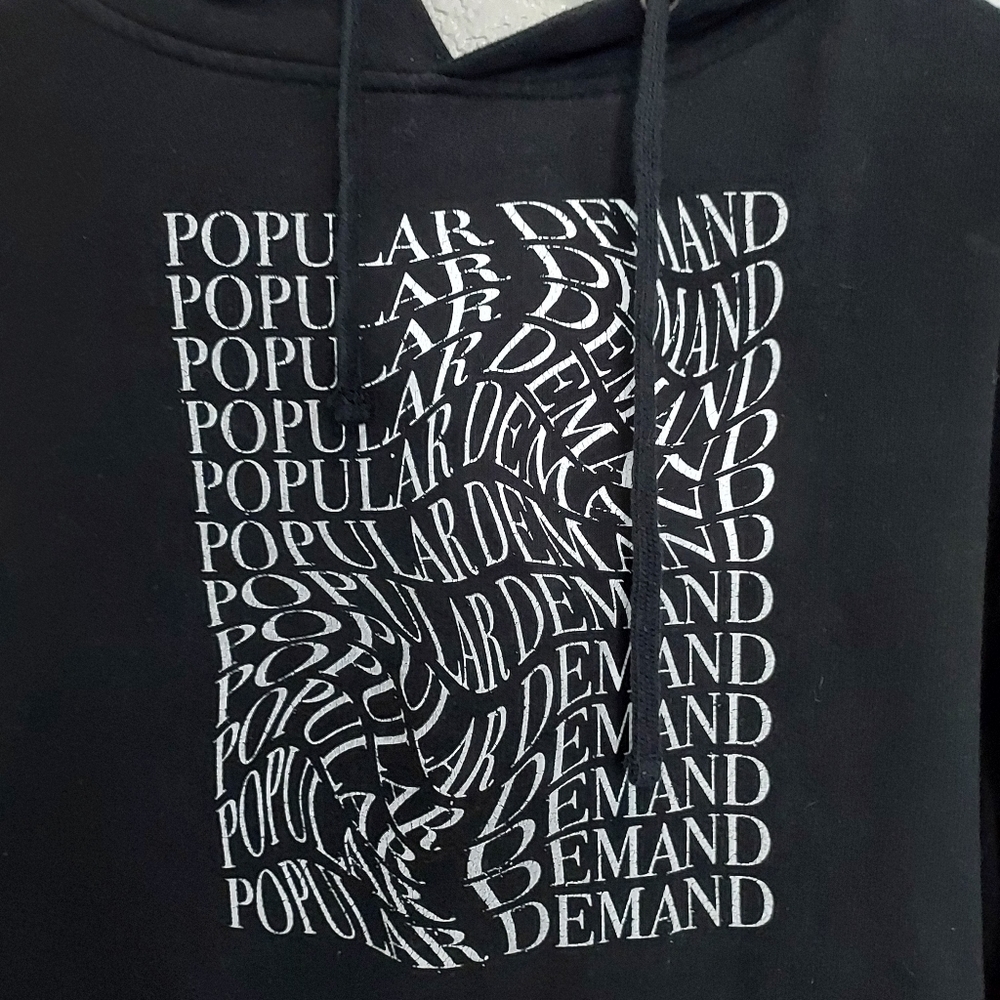 🔴3/$20 Popular Demand Black Pullover Hoodie Size Medium - Picture 4 of 8